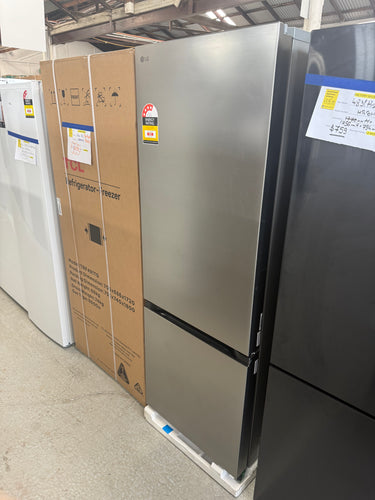 Transportation damaged LG 335 L Bottom Mount Refrigerator – Stainless Steel (GB-B300PL)